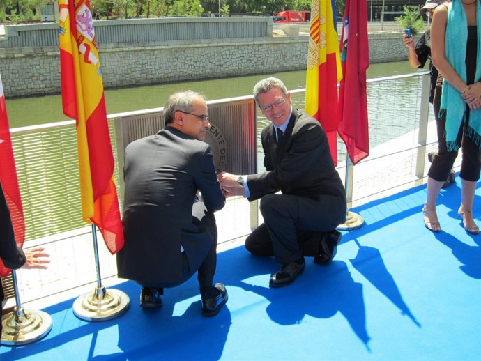 Inauguración Del Puente Principado De Andorra En Madrid Río