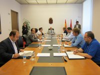 NaBai, Bildu e I-E exigen que se anulen los recortes en educación y el PSN confía "en una solución razonable"