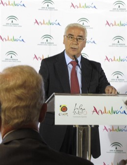 Luciano Alonso En Cádiz