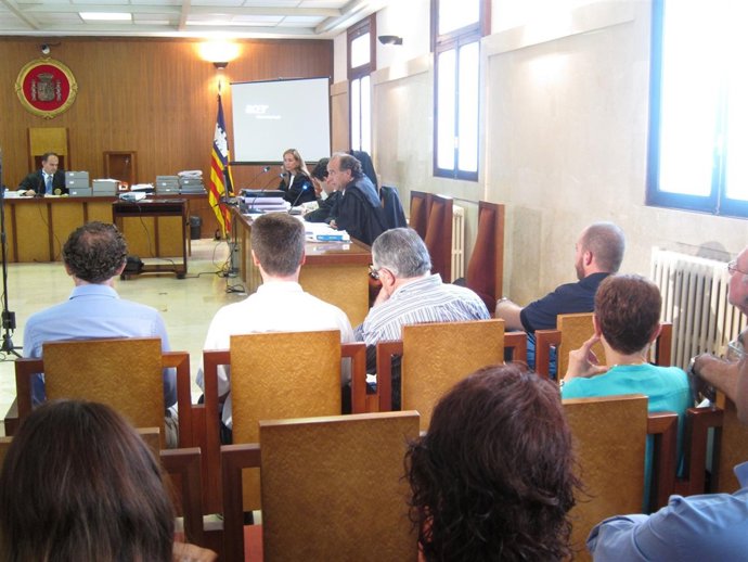 Imagen Del Juicio Por El Derrumbe Del  Hotel Son Moll