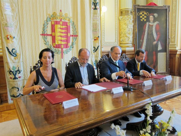 Concenio De Colaboración Entre Ayuntamiento De Valladolid Y Caja España-Duero