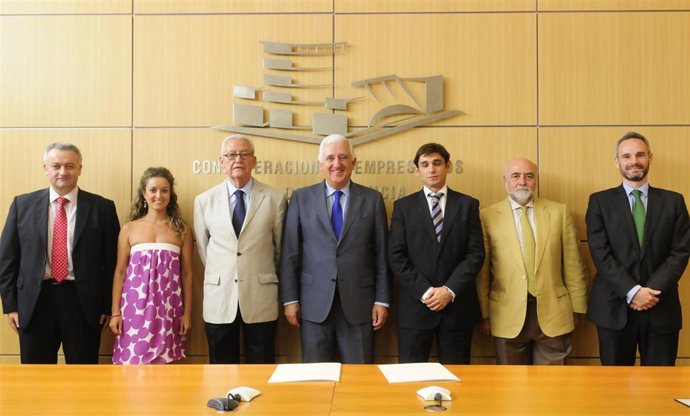   Adhesión De Accenture Y La CEA            