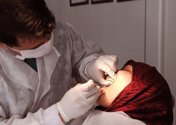 Las Mujeres Que Buscan Embarazo Deben Ir Antes Al Dentista