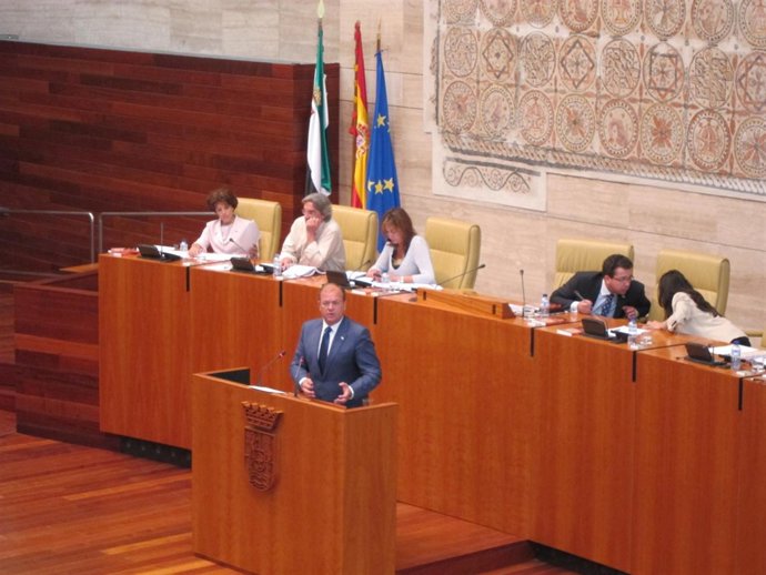 Monago En La Asamblea