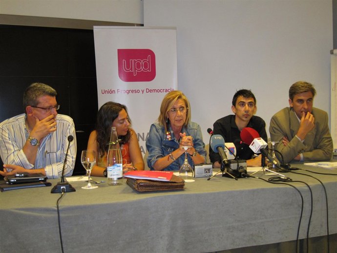 Rosa Díez En Un Acto En Murcia