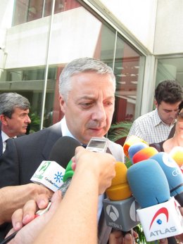 El Vicesecretario General Del PSOE, José Blanco