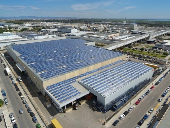 Parque Solar Fotovoltaico De IM2 En Almussafes