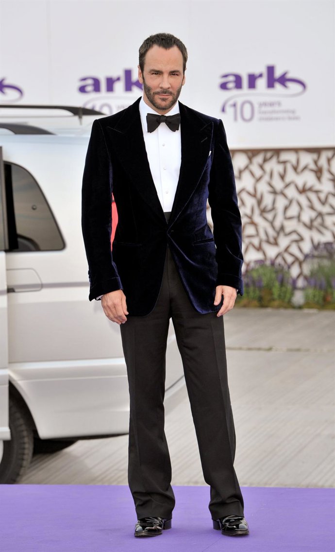 Tom Ford Posando En La Alfombra Roja
