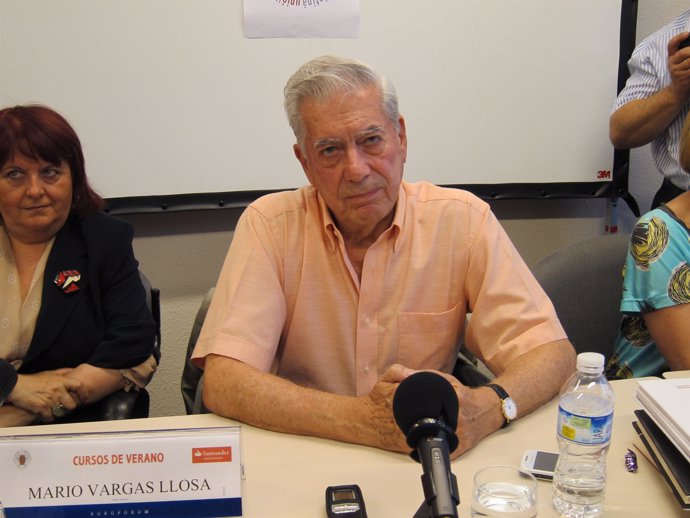 El Nobel De Literatura Mario Vargas Llosa