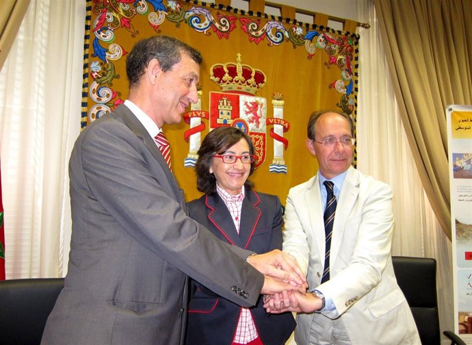 La Ministra De Medio Ambiente, Y Medio Rural Y Marino, Rosa Aguilar