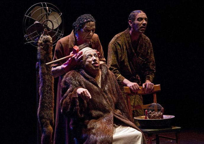 Escena De La Obra 'Nadie Lo Quiere Creer'