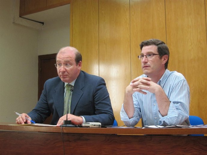 Los Ediles De Urbanismo, Francisco Javier Márquez, Y Hacienda, Miguel Contreras.