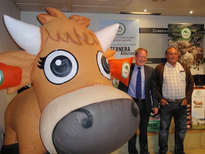 El Consejero De Medio Rural Y Pesca Y El Presidente Del Consejo Regulador De La 