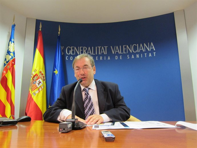 Conseller De Sanidad Luis Rosado