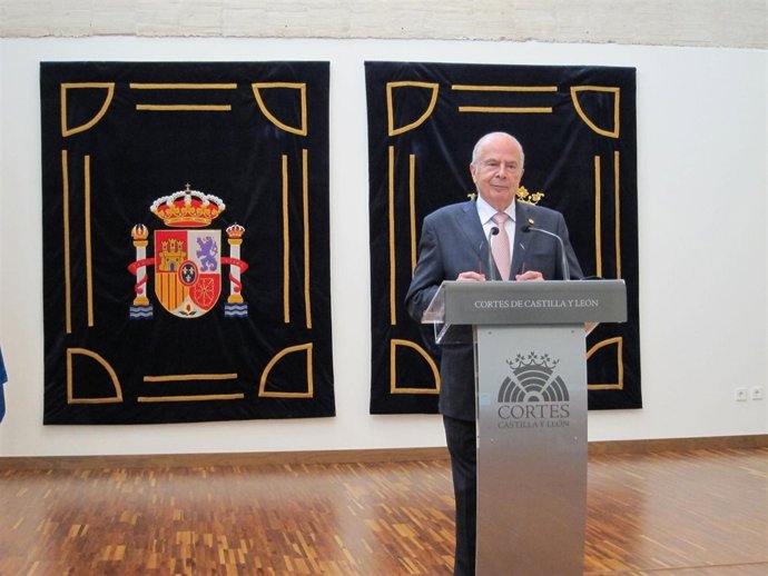 El Procurador Del Común, Javier Amoedo, Presenta El Informe 2010