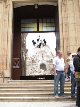 Iglesia De Santiago Tras El Terremoto