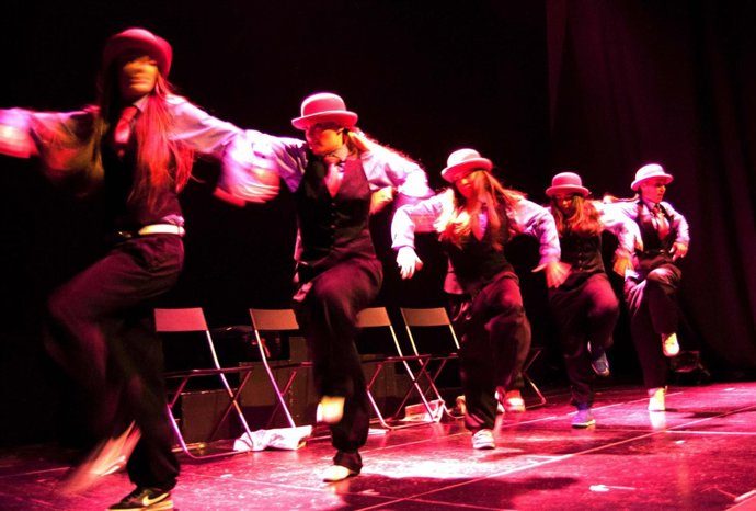 'Para Parar Un Tren' De La Compañía La Excelencia