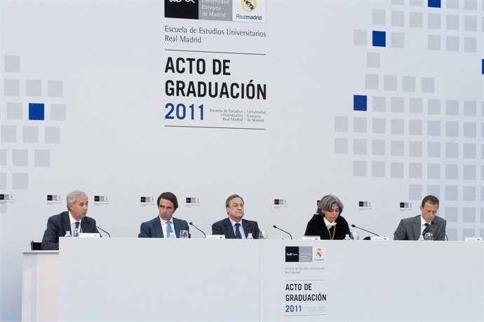 Graduación De Alumnos De La Escuela De Estudios Universitarios Real Madrid-UEM