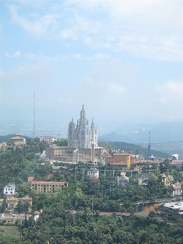 El Tibidabo De Barcelona, En La Sierra De Collserola