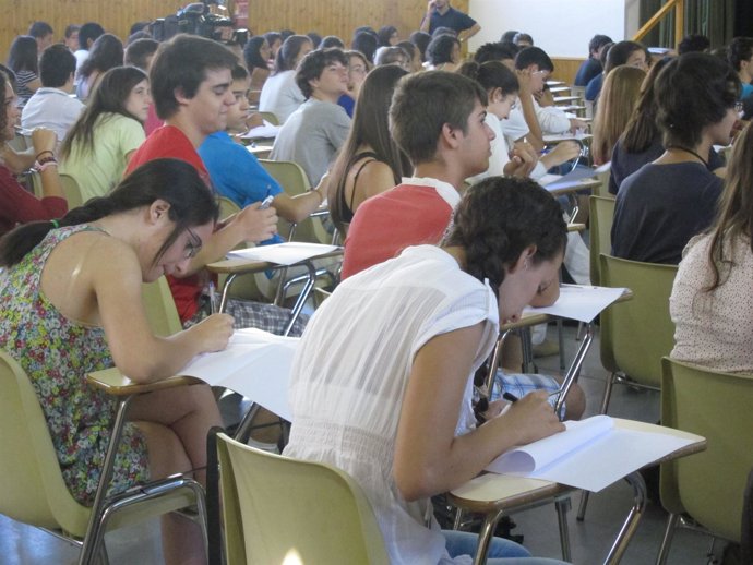 Estudiantes De Secundaria