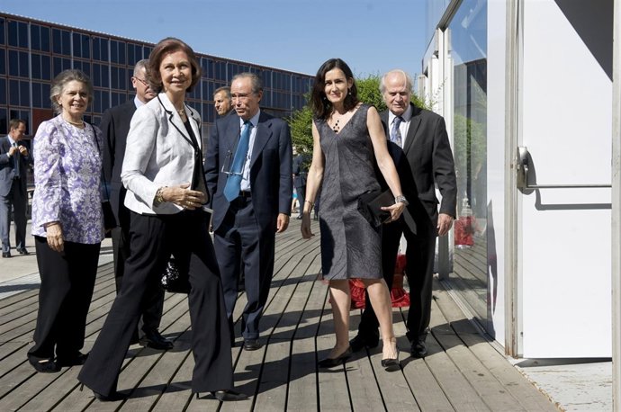 Reina Sofía Y Su Hermana Irene De Grecia