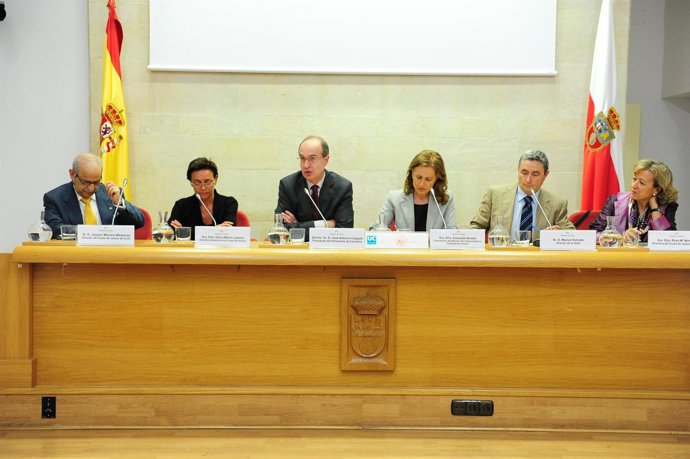 Cagigas En Un Curso De La UC