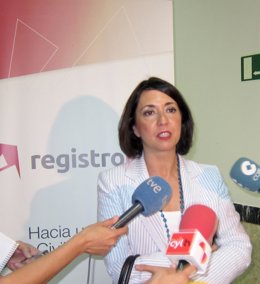 La Directora General De Los Registros Y Del Noriado, María Ángeles Alcalá