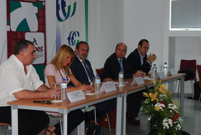 Presidencia De La Asamblea Provincial De Faecta-Córdoba En Su Inauguración
