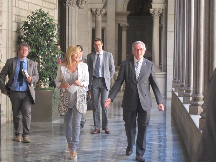La Vicepresidenta, Joana Ortega, Y El Alcalde De Barcelona, Xavier Trias