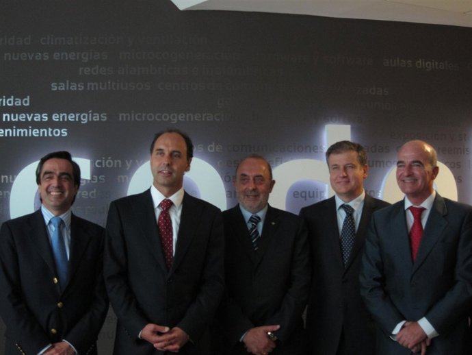 Inauguración Nueva Planta Del Grupo Codelse En El Polígono Tanos-Viérnoles