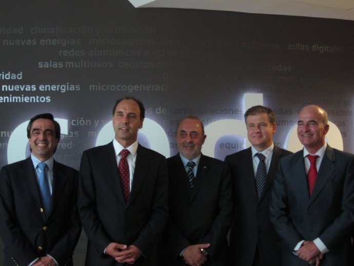 Inauguración Nueva Planta Del Grupo Codelse En El Polígono Tanos-Viérnoles