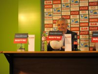 Pernía subraya que los contratos que se firmen ahora tienen los pagos "garantizados"