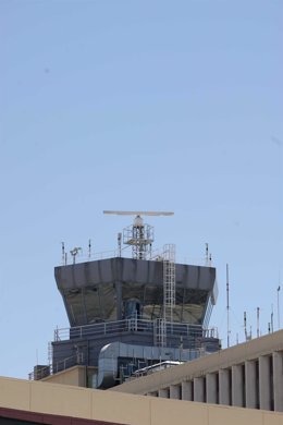 Torre de control en el aeropuerto de Barajas