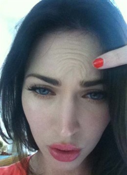 Megan Fox Demostrando Que No Tiene Botox
