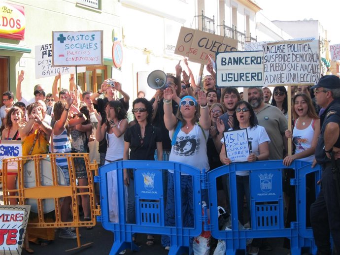 Indignados Toma De Posesión Monago