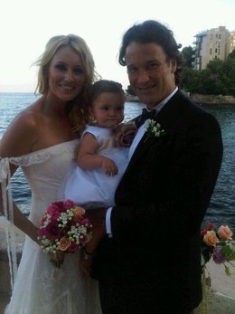 Carlos Moya Y Carolina Cerezuela En Su Boda