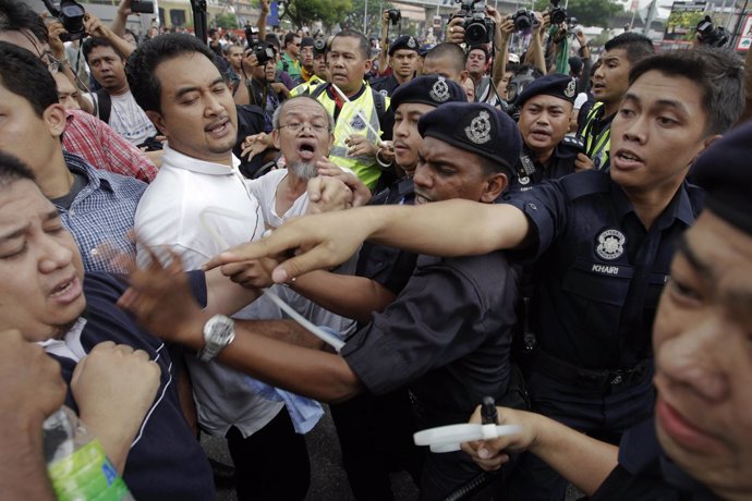 Protesta Contra El Gobierno En Malasia