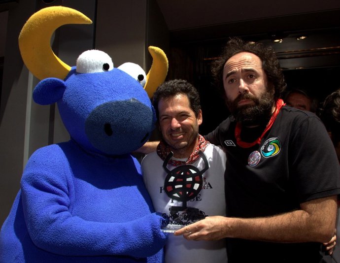 John Patrick Hemingway Ha Recibido El Premio Al Guiri Del Año Sanfermin 2011