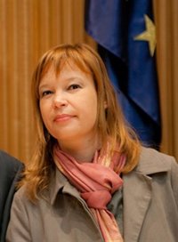 Pajín: "Tenemos un proyecto político hasta el final"