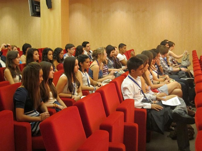 Participantes Del Congreso Durante La Inauguración