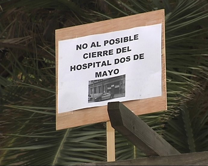 Concentración de los trabajadores del Dos de Maig