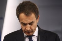 Zapatero anuncia su cuarto y último Gobierno tras una remodelación limitada