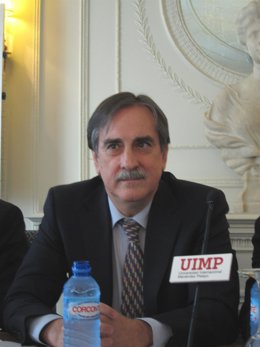 El Ministro De Trabajo, Valeriano Gómez