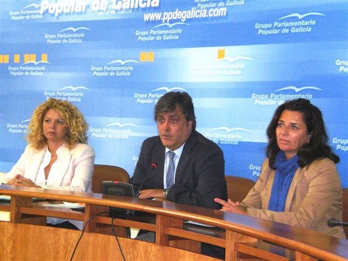 Pedro Puy Presenta As Dúas Novas Deputadas Do Grupo Popular E Os Cambios En Voce