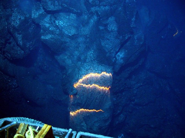 Descubren Volcanes Submarinos En El Oceáno Antártico