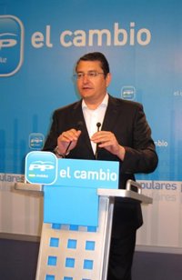 PP-A aconseja a Díaz (PSOE) que "no se obsesione" con la renta de Arenas y explique "lo que sabe del escándalo de ERE"