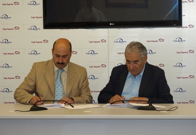 Firma Del Convenio Entre Caja España-Caja Duero Y Fundación Secretariado Gitano