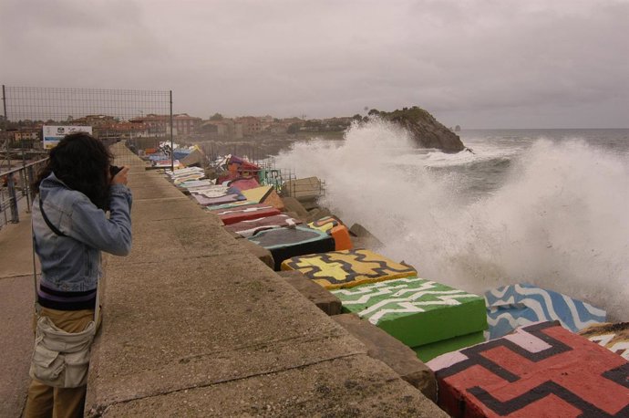 Cubos de Ibarrola en Llanes