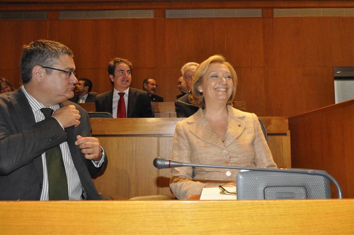 Luisa Fernanda Rudi Junto Al Diputado Antonio Torres