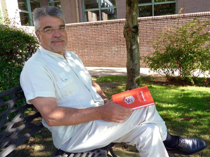 Pedro Reques, Profesor De La UC